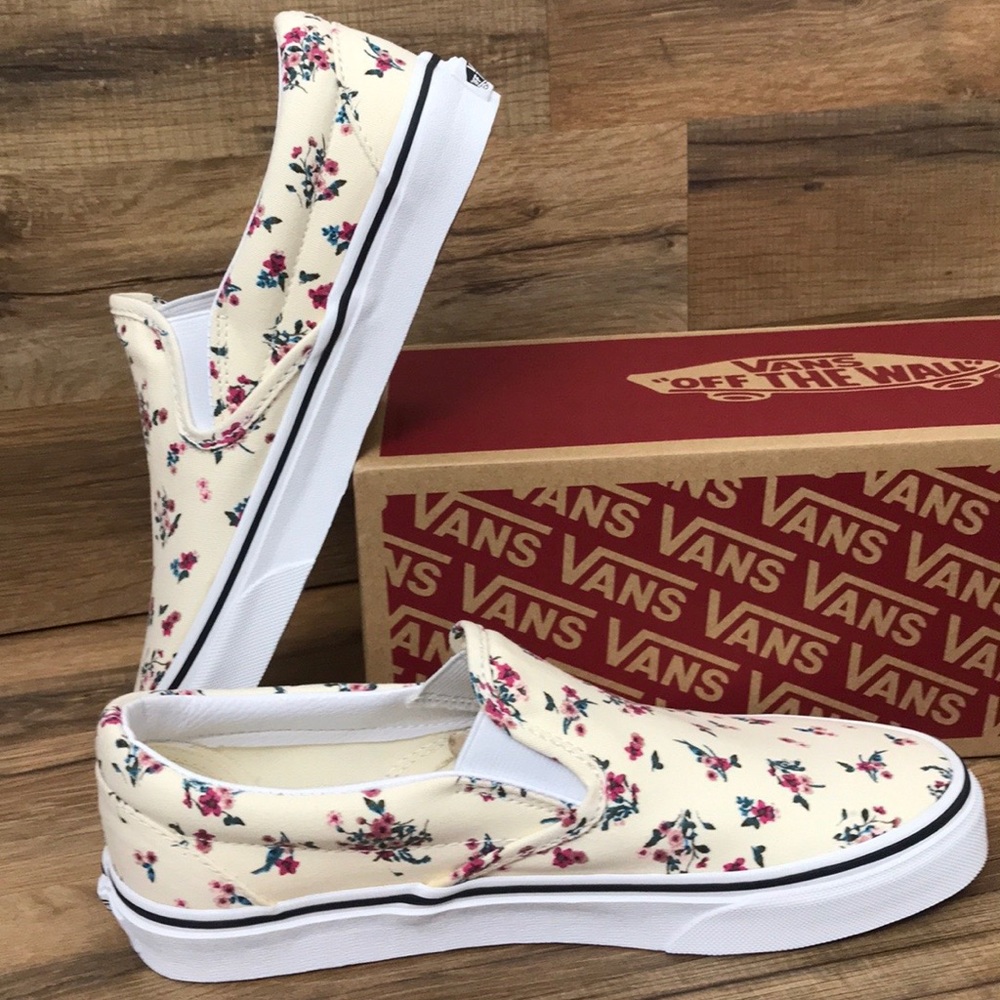 VANS CLASSIC SLIP ON BRAND NEW - Picture 5 of 16